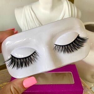 Luxe 3D Mink Lashes Fluffy Fake Eyelash Palm